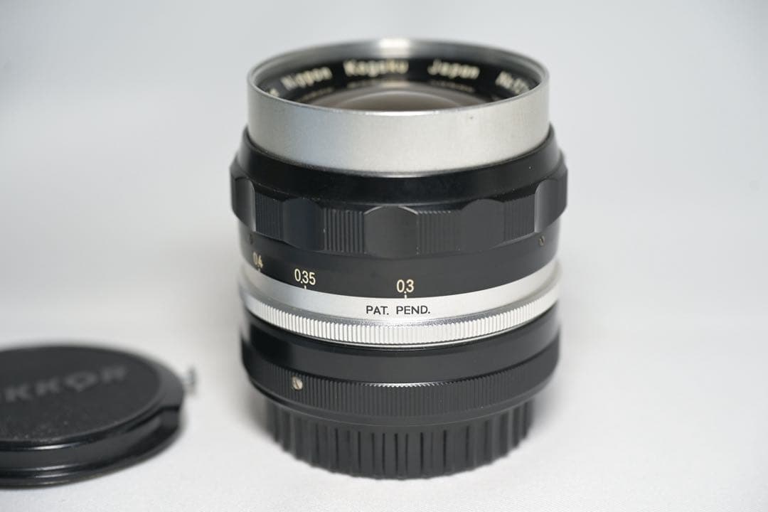 Nikon NIKKOR-S Auto 3.5cm F2.8 チックマーク