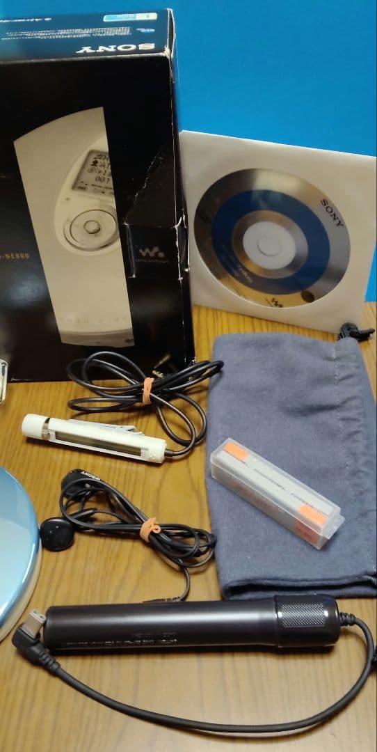 ソニー　ATRAC CD ウォークマン CD プレーヤー 　D-NE800