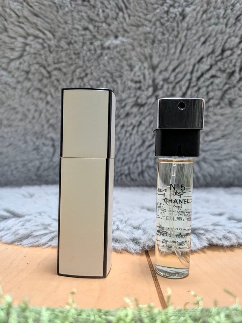 CHANEL N°5 L’EAU ミニツイスト＆スプレイ7ml リフィル3本