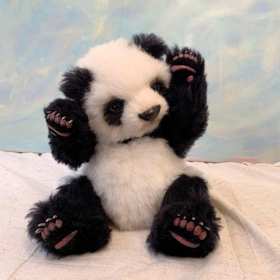 寂しがりのパンダちゃん アーティストベア 海外作家様 テディベア ハンドメイド