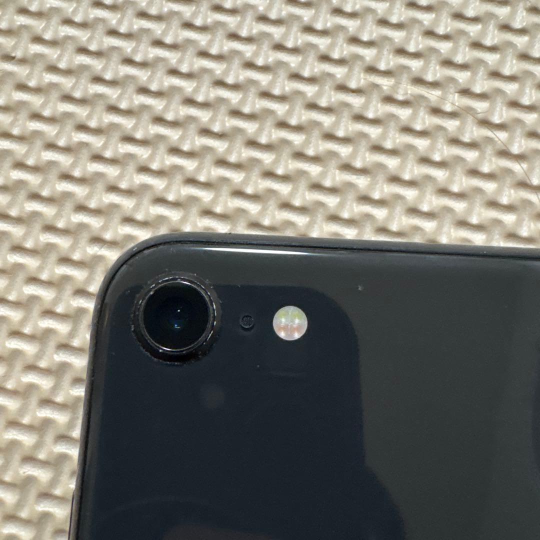 Apple iPhone 8　ブラック