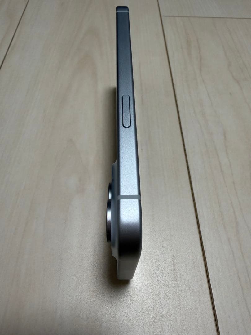 iPhone15 ブルー　ジャンク品