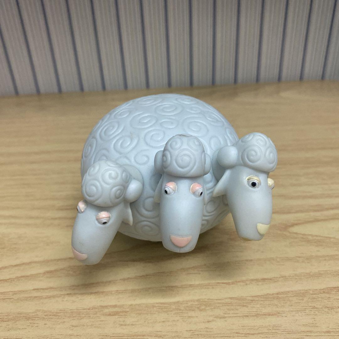 トイストーリー　ボーピープ　羊