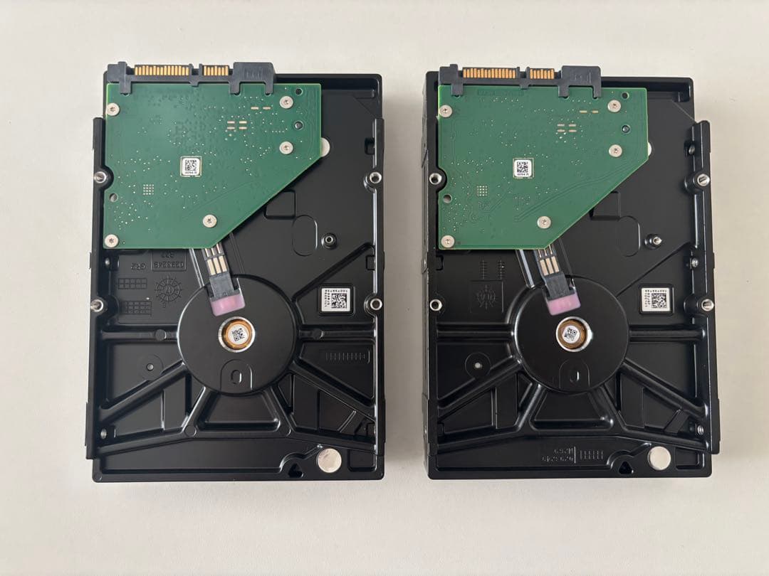 Synology DS218j ＋Seagate IronWolf 2TB×2台