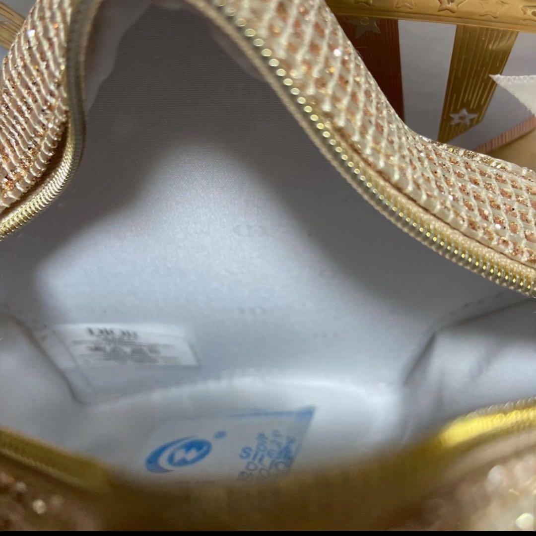 【限定】Dior☆カプチュール トータル ヒアルショット ホリデー 星型ポーチ