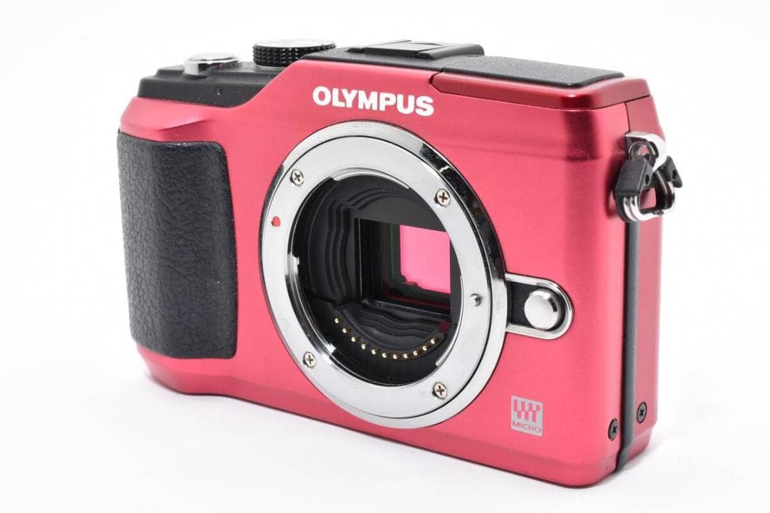 美品・S数極小　OLYMPUS PEN Lite E-PL2 ボディ レッド