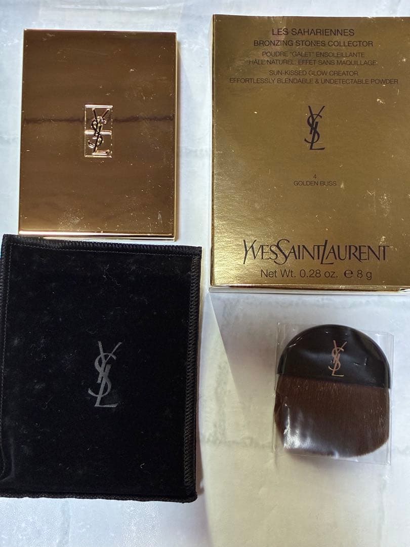 【限定・廃盤品】YSL サハリエンヌフェイスパウダー コレクター4