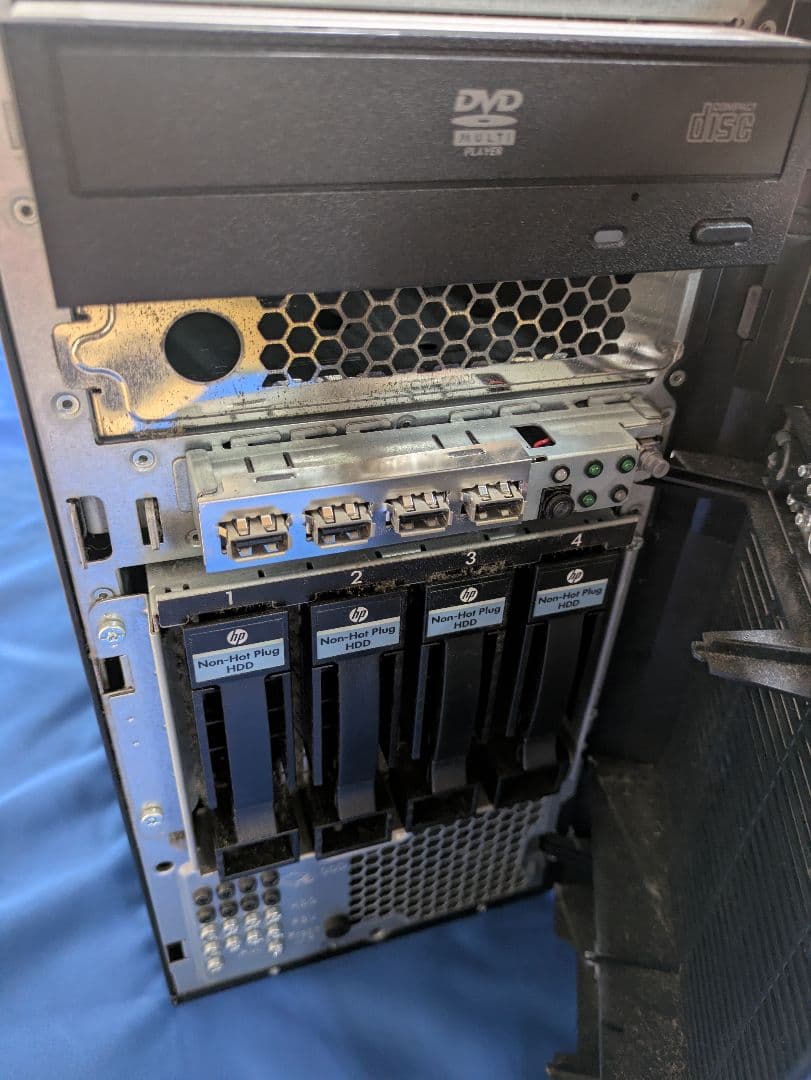 HP ML110G7 サーバ（OS付）