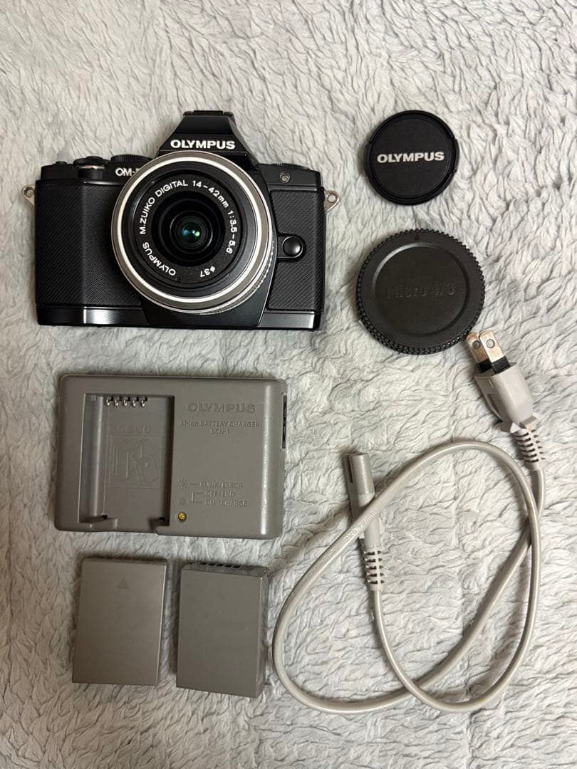 OLYMPUS オリンパス　E-M5 レンズセット