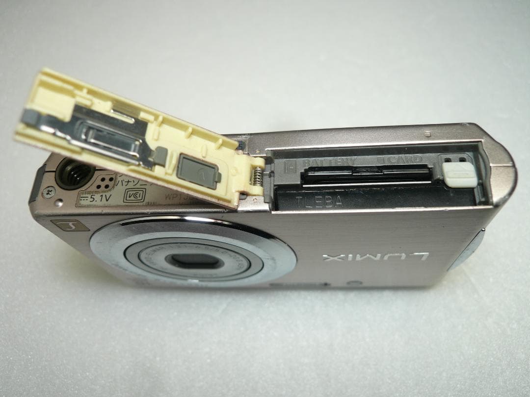 LUMIX★DMC-FH5⚠️必読有❤️安心の実働品⭕️4倍ズーム1610万画素