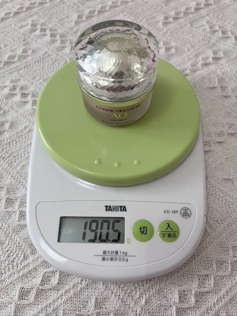 COSME DECORTE AQミリオリティ リペアファンデーション 401