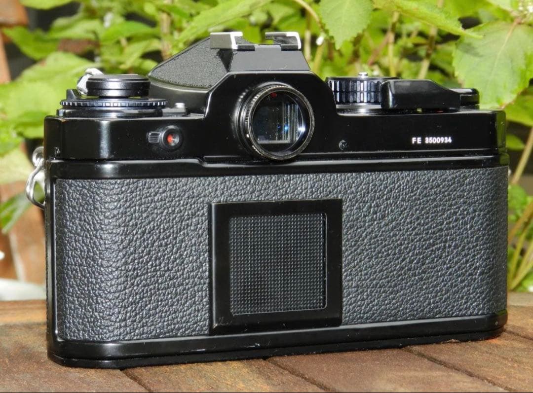 極美品　NIKON FE ブラック　NIKKOR 50 1.4
