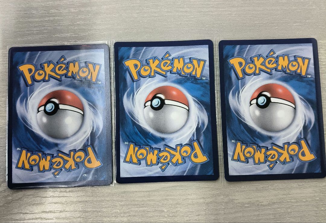 ポケモンカード 中国版サンダース　シャワーズ　ブースター正規品