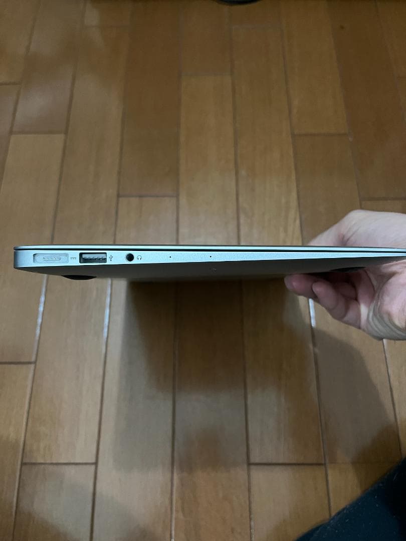 【美品】Macbook Air Mid 2013 11インチ4GB/128GB