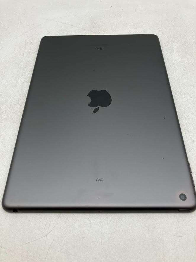 Apple iPad 第9世代　モデル　MK2K3J/A　バージョン18.6.2