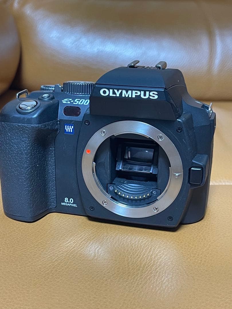 【名機E-500＋神マクロ2本セット】OLYMPUS E-500 +レンズ2本