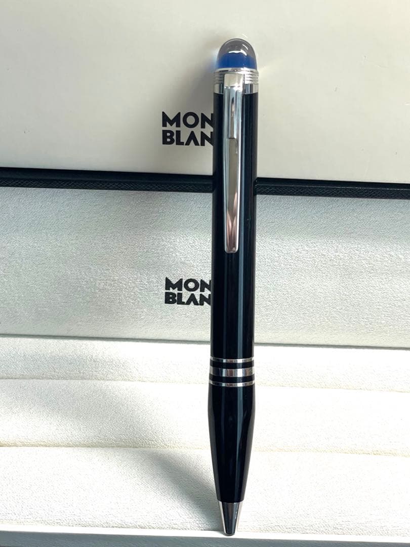 MONTBLANCスターウォーカープレシャスレジン ボールペン黒　新品替芯装着済
