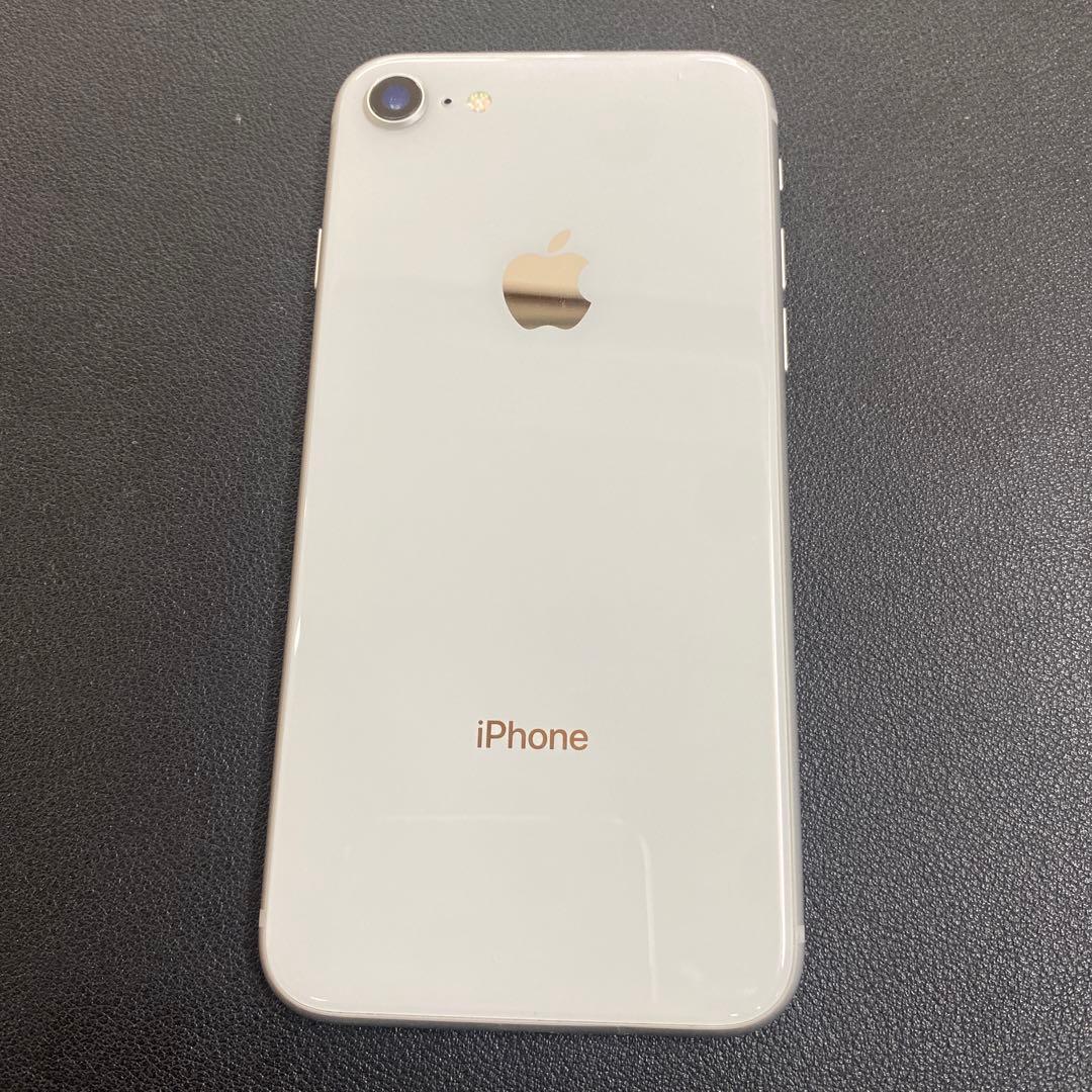 k1204 iPhone8 64GB シルバー　バッテリ80％古い機種ジャンク