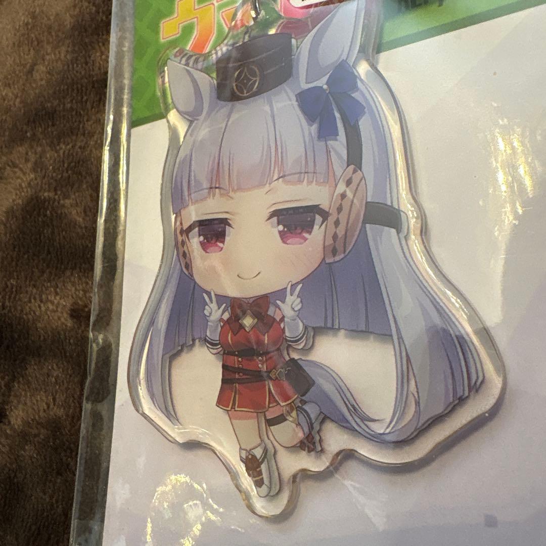 ウマ娘 ゴールドシップ　アクリルキーホルダー 約8cm