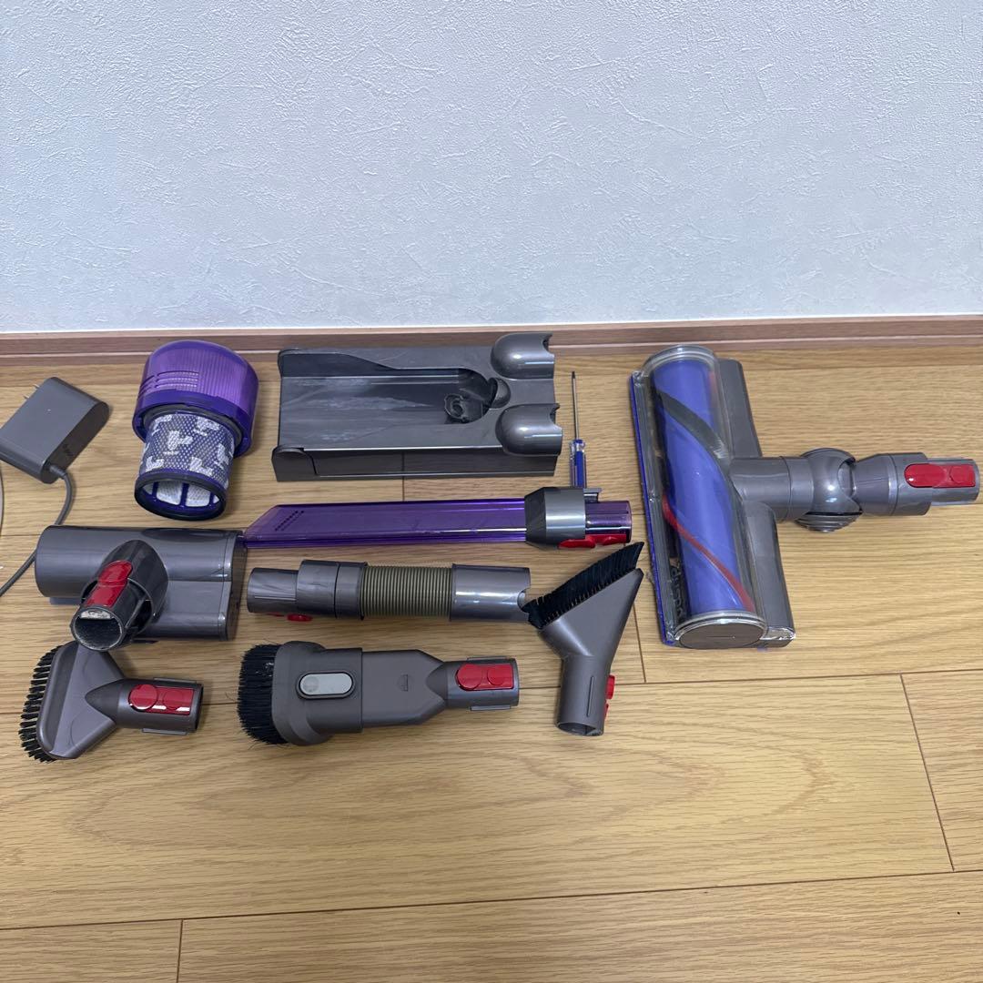 本体ジャンク品Dyson V11 Absolute Extra アタッチメント