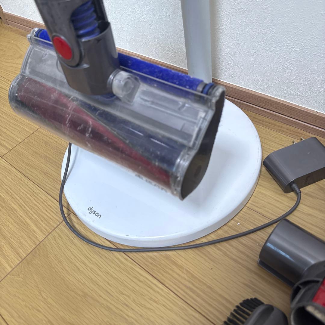 本体ジャンク品Dyson V11 Absolute Extra アタッチメント