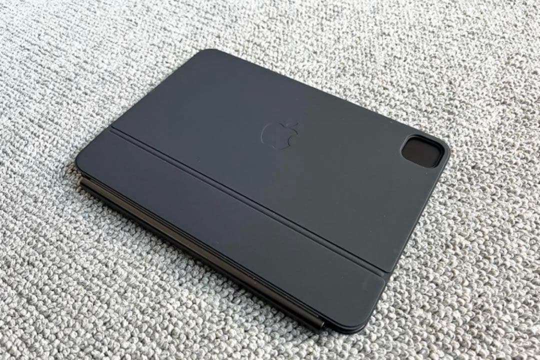 【美品】iPad Pro 11インチM5 Magic Keyboard US配列