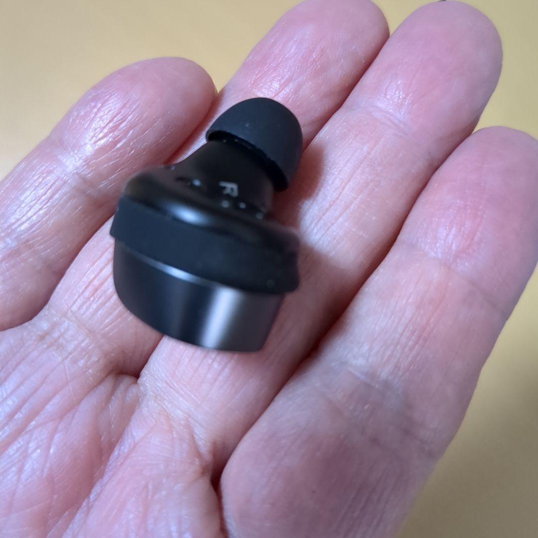 ジャンク　ゼンハイザーMOMENTUM True Wireless ３