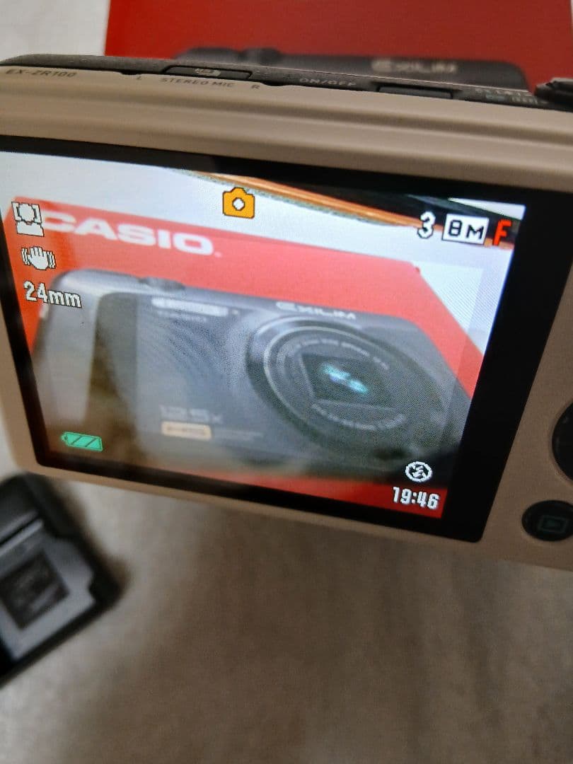 CASIO EXILIM HS EX-ZR100 コンパクトデジタルカメラ