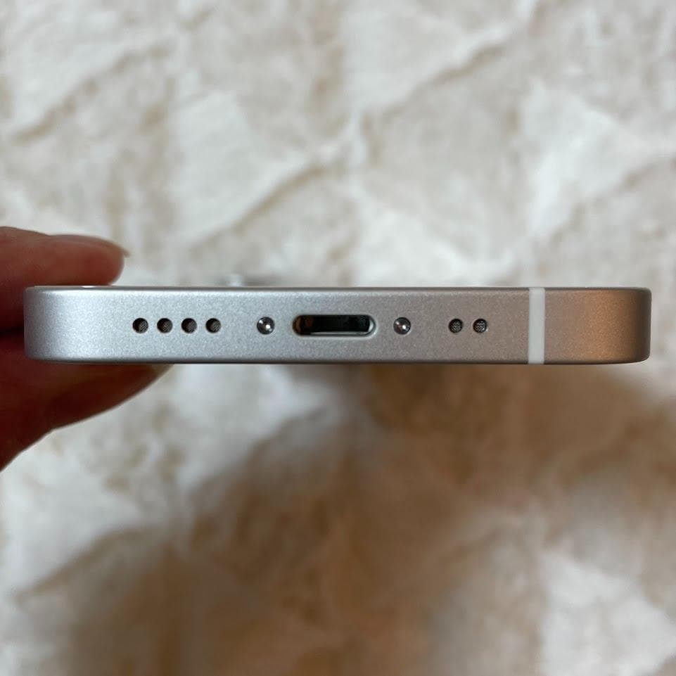 Apple iPhone 12 mini ホワイト 64GB SIMフリー ➄
