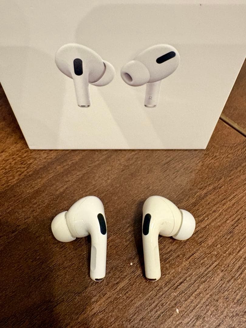 ※nzroc70785専用※ AirPods Pro 第1世代 本体
