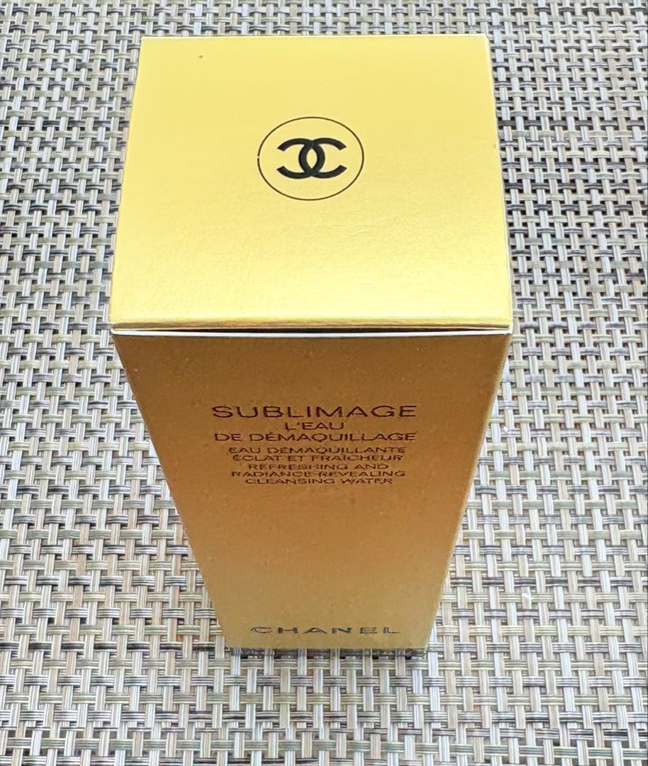 CHANEL SUBLIMAGE L'EAU DE DÉMAQUILLAGE新品