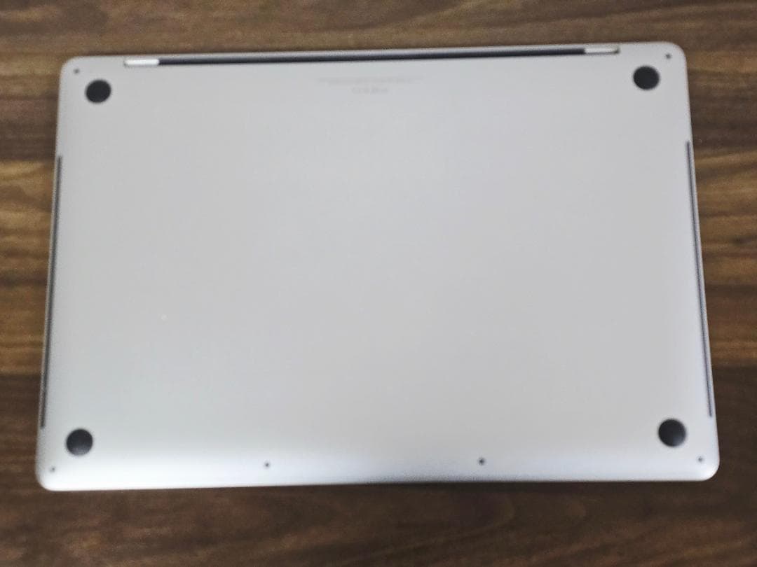 MacBook Pro 2019 15インチ i9 16G 512G B2