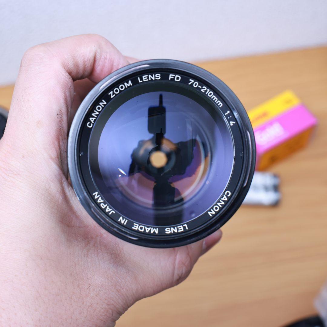 フィルムカメラ Canon T70 レンズ2本 フィルム電池付き