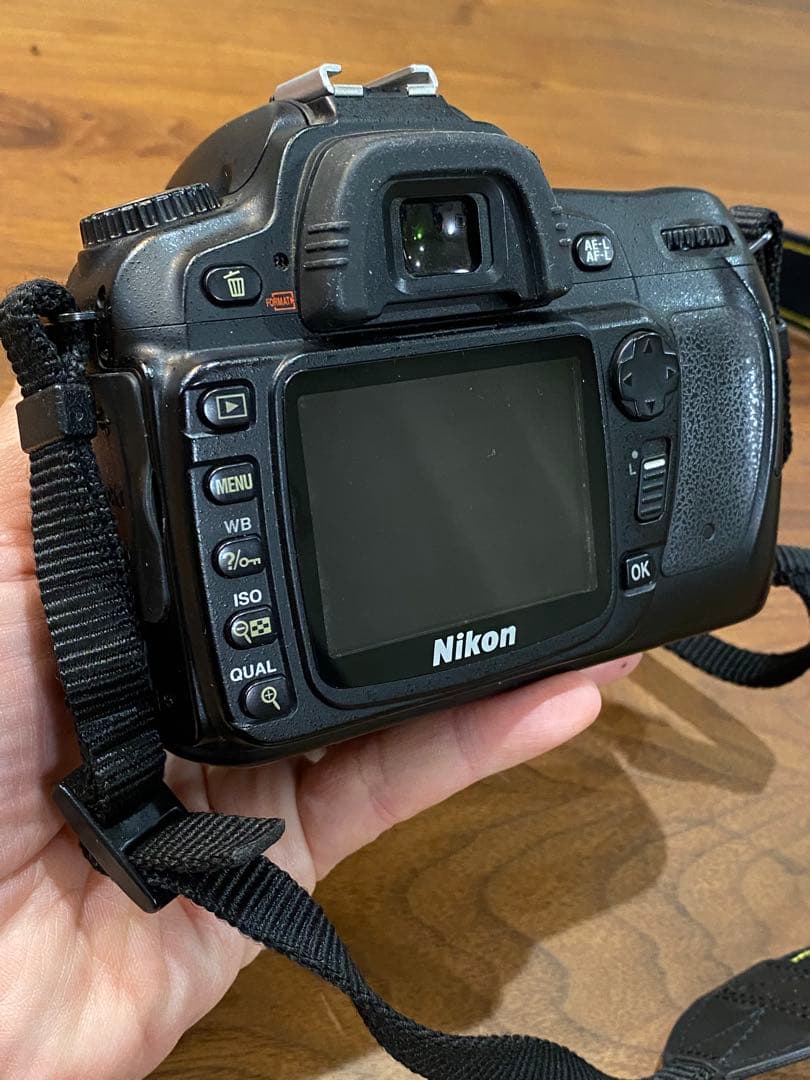 Nikon D80 デジタル一眼レフ　18-55 オマケレンズ付　動作品