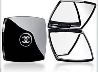 【国内正規品・新品】CHANEL ダブルミラー ・CCマークチャーム・ギフト袋付