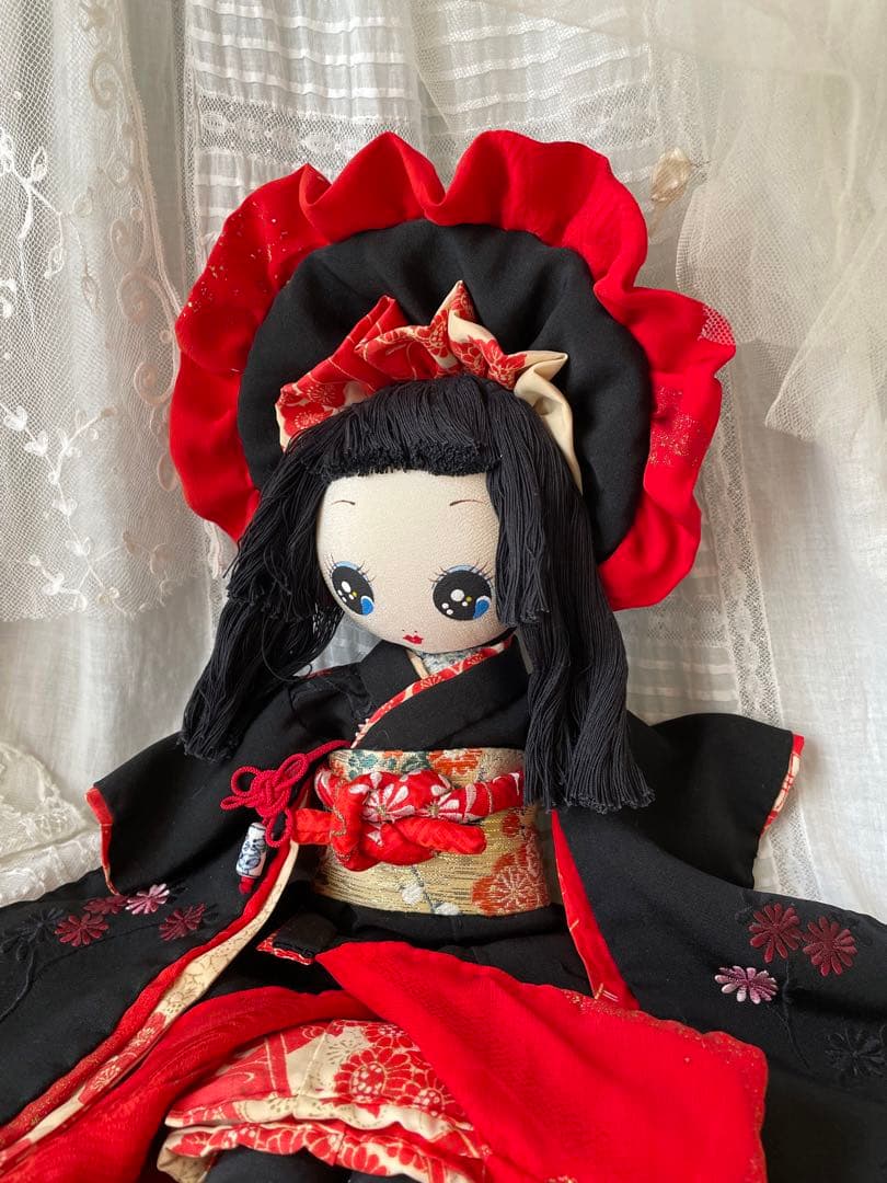 ☆黒のお着物の文化人形さん☆