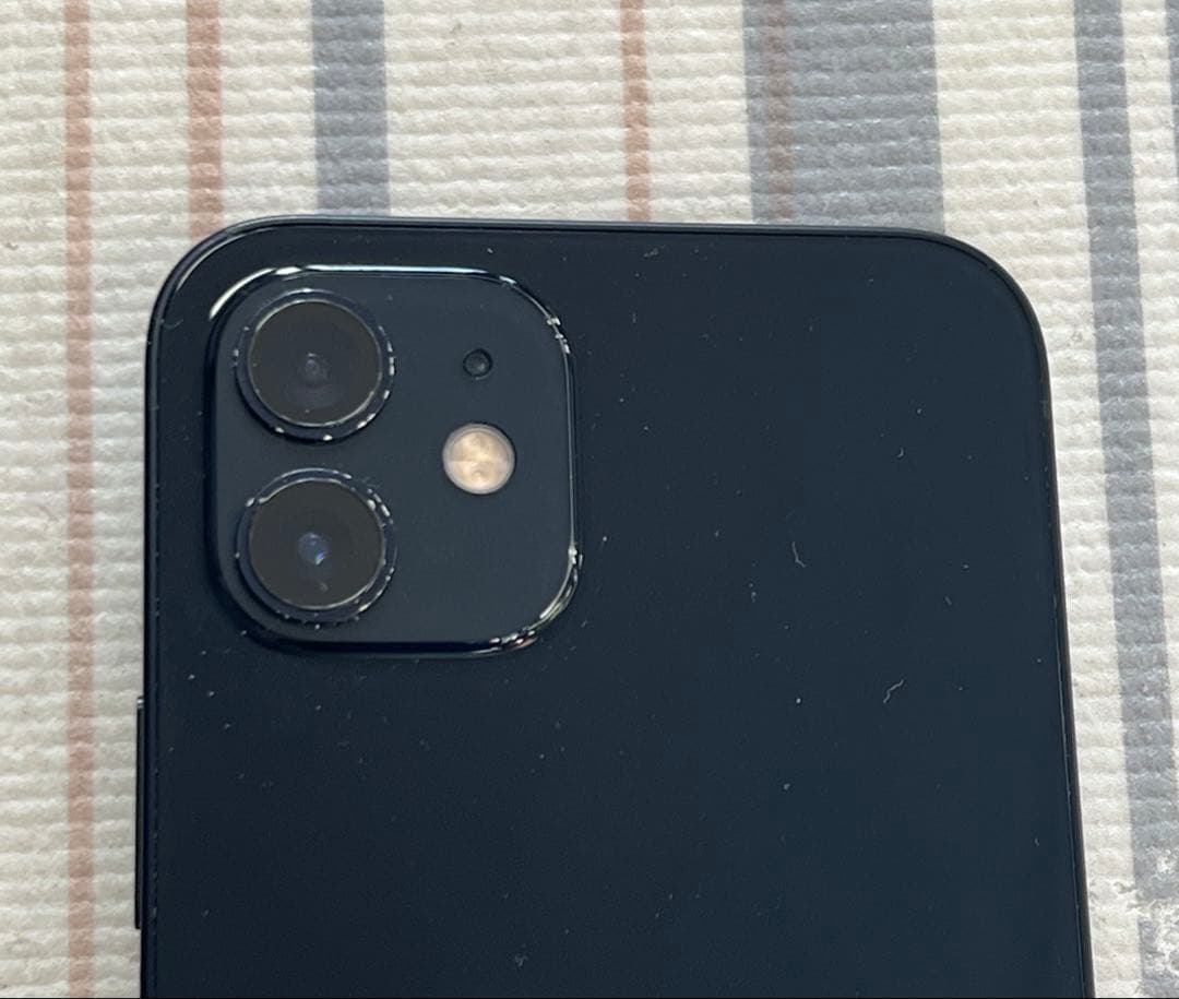 iPhone 12 64GB SIMフリー