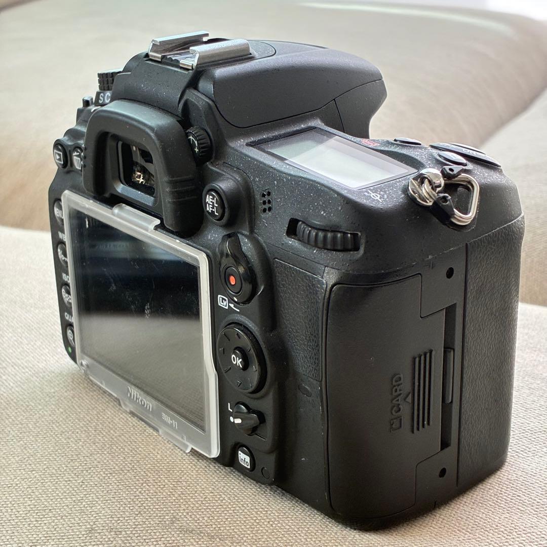 NIKON D7000 本体　ボディ