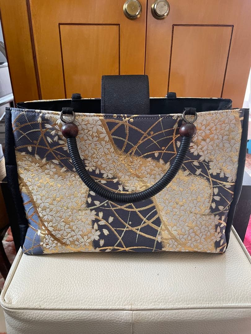 中古品　西陣織　帯リメイクバック