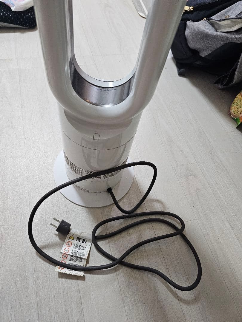 Dyson AM09 タワー型扇風機 (非純正リモコン付き）