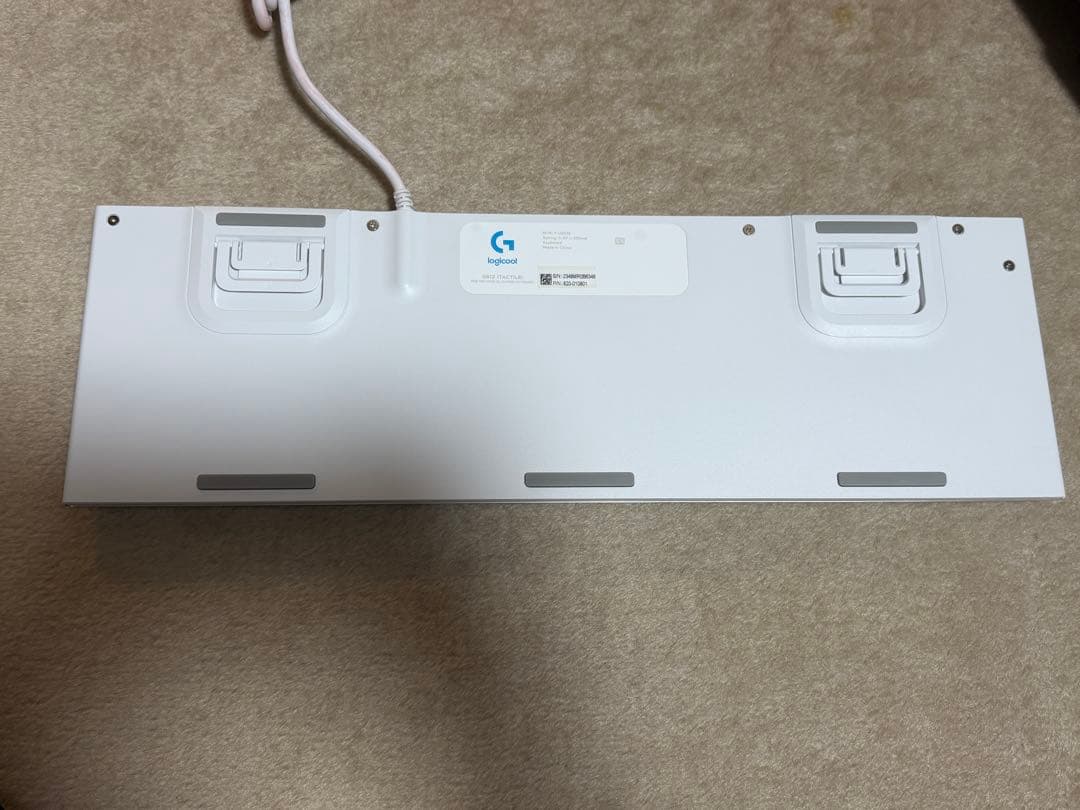Logicool G813 有線ゲーミングキーボード シルバー