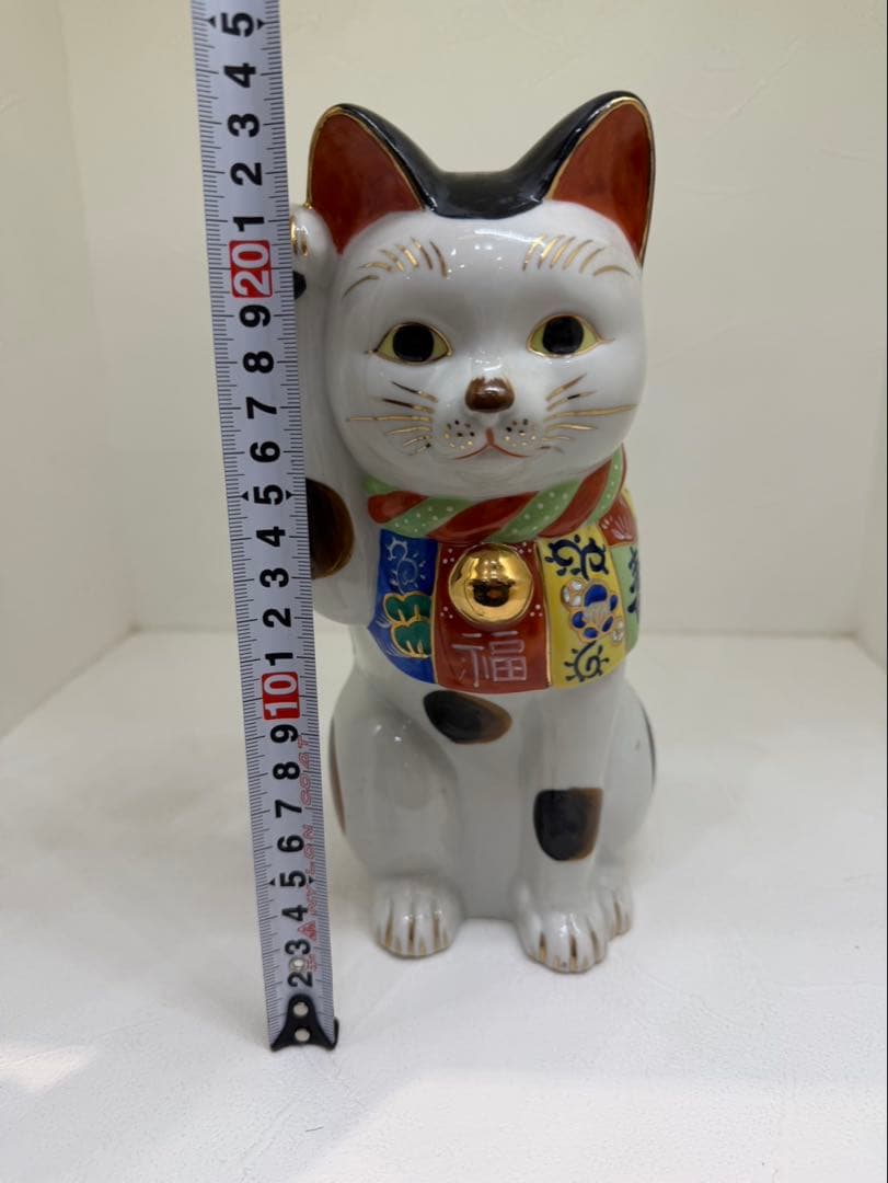招き猫 陶器製 多色使い