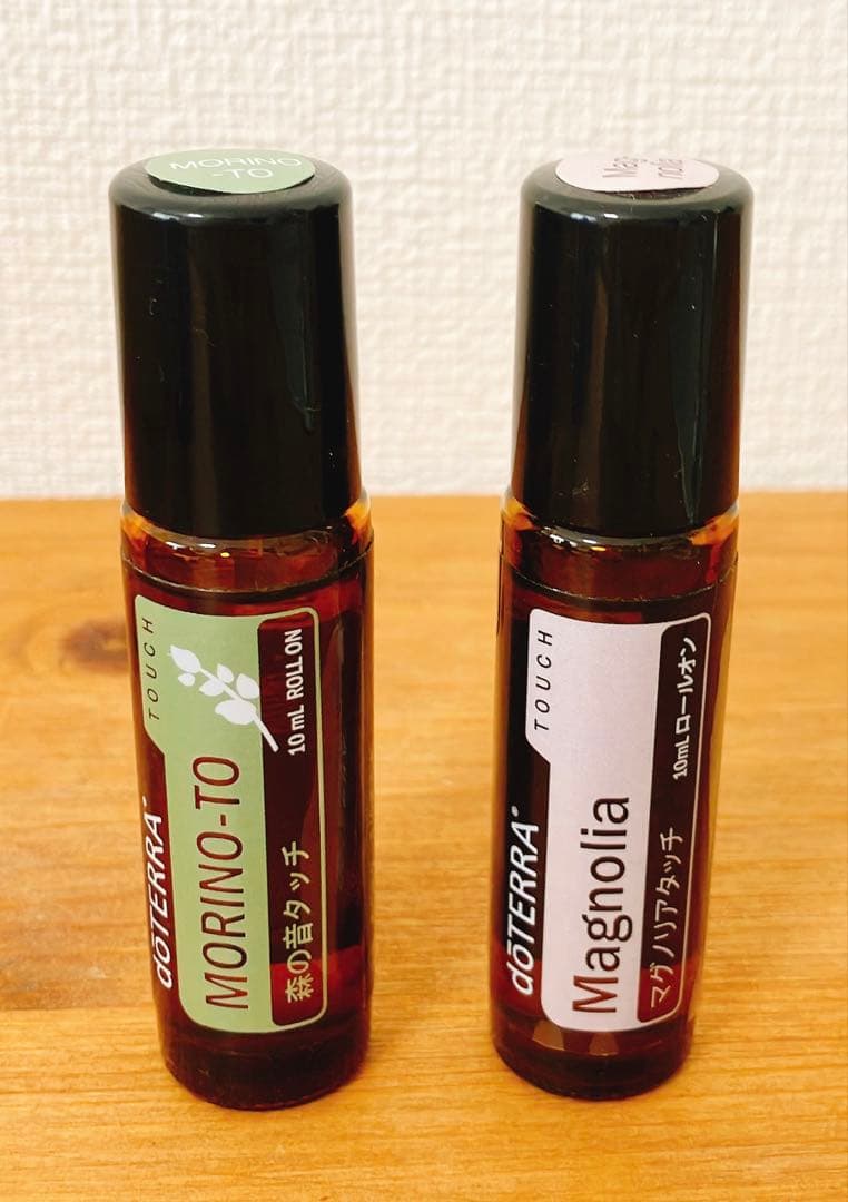 doTERRA エッセンシャルオイル11本＋ロールオン2本・木箱とハンドブック付