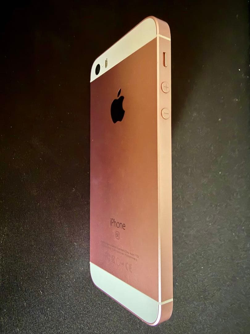 iPhone SE Rose Gold 128 GB SIMフリー