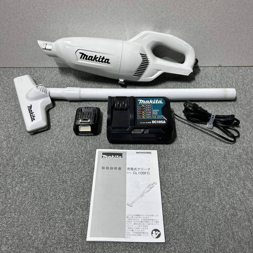マキタ 充電式クリーナー CL108FD 中古品