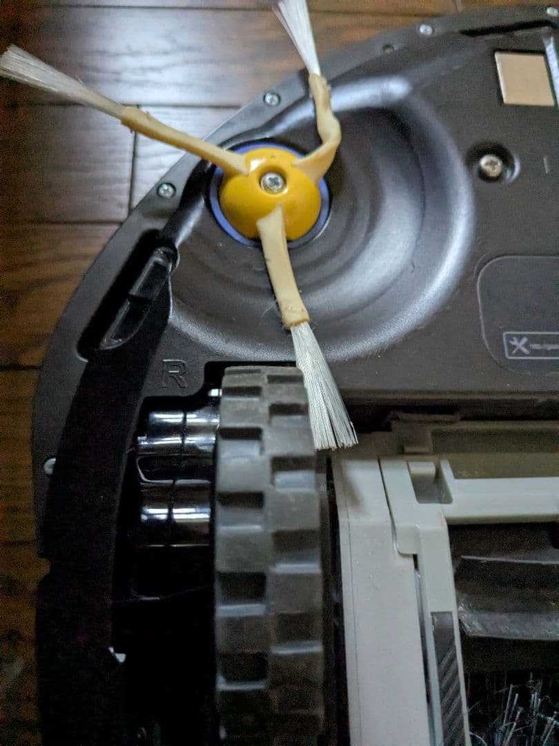 iRobot Roomba ロボット掃除機本体と充電器