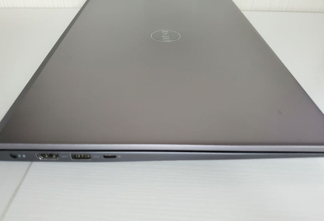 Vostro5502 第11世代Corei7 16GB 512GB MX330