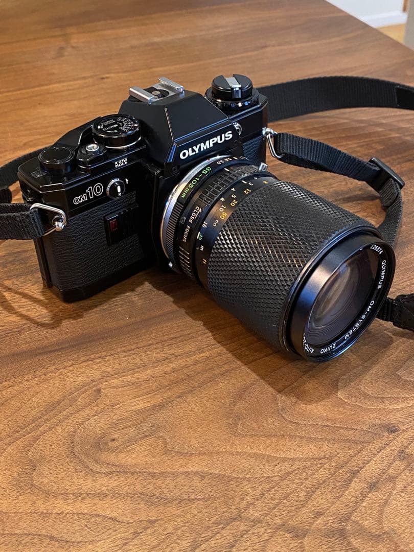 OLYMPUS OM-10 フィルムカメラ黒　35-105 マクロズーム　動作品