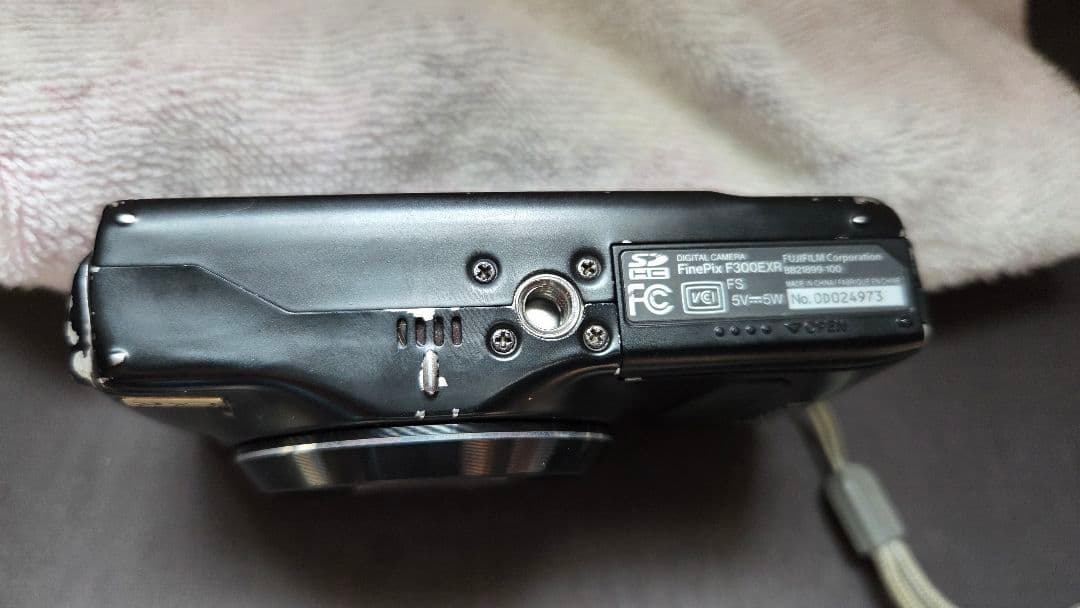 FINEPIX F300 EXR コンパクトデジタルカメラ