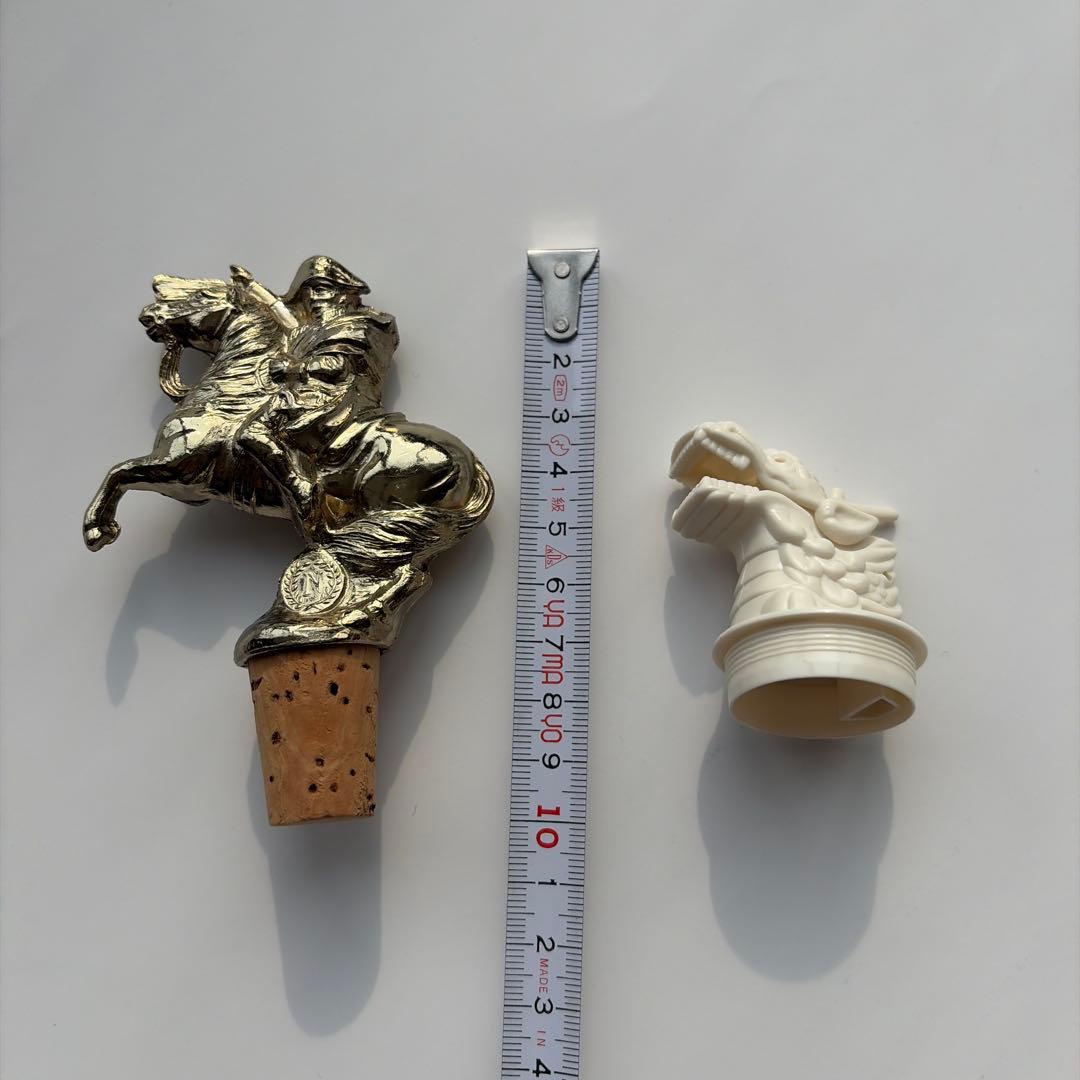 栓2種 馬と騎士の金属製コルク栓 キリン栓